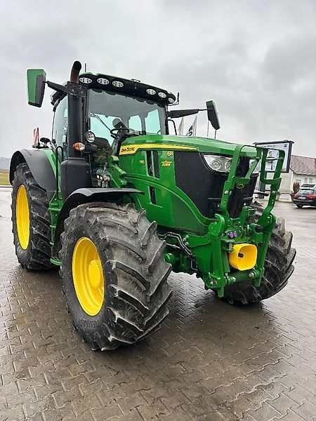 E-FARM: John Deere 6R 195 - Tracteur - id 3AJMNTE - 189 000 € - Année: 2024 - Lecture du nombre d'heure: 815,Puissance du moteur (chevaux): 195,Allemagne