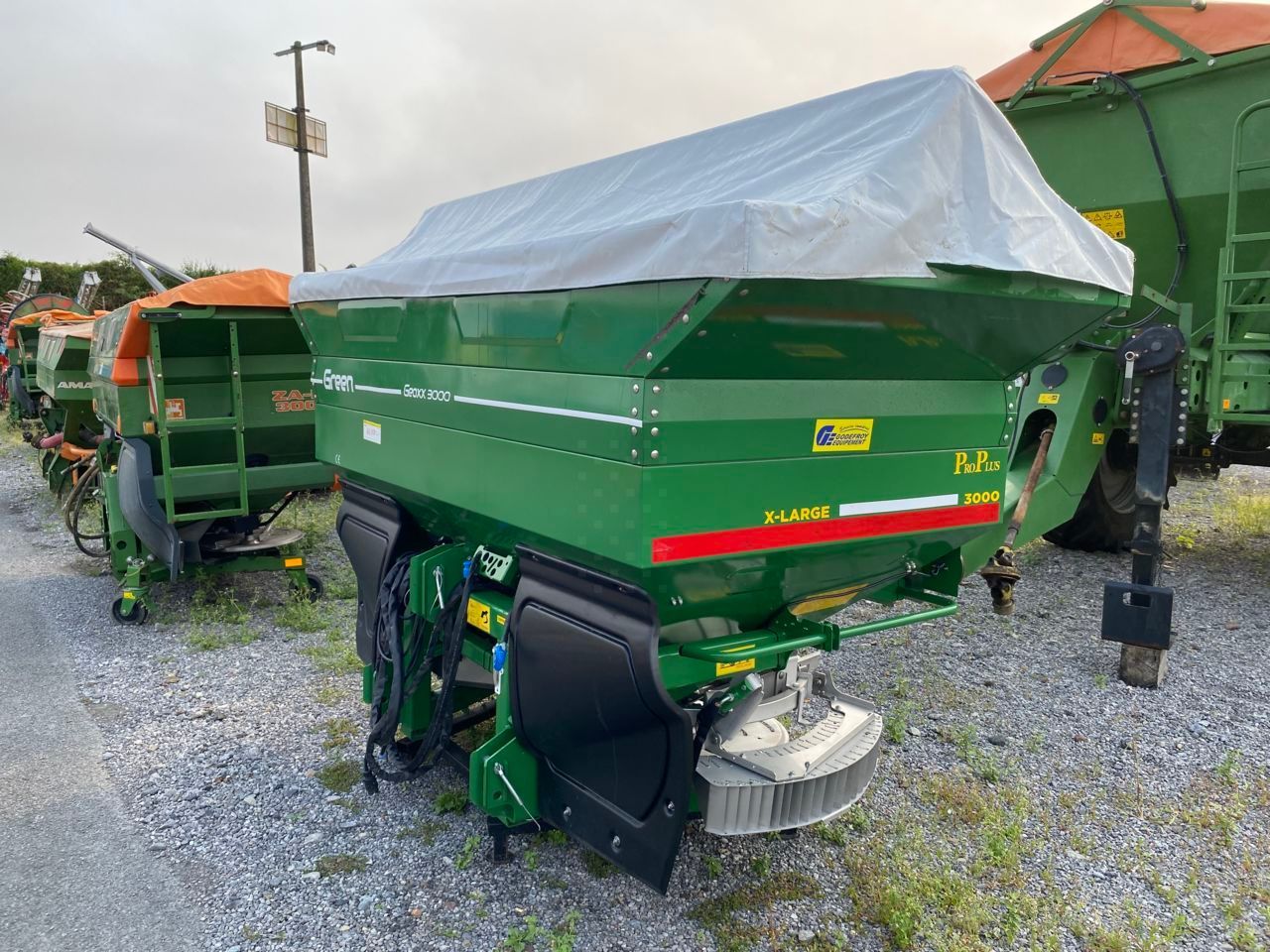 E-FARM: green vision geoxx 3000 - Esparcidor de abono - id XGMCTCV - 5500 € - Año: 2019 - Francia