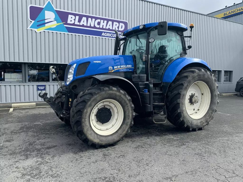 New Holland T7.235 Tractor €60,000