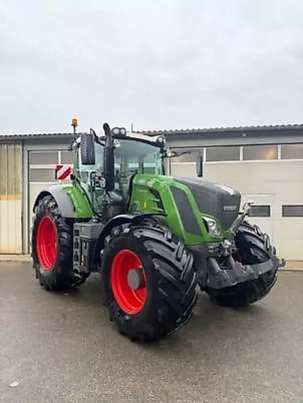 Fendt 828 Vario Profi Plus Traktor 155.000 €