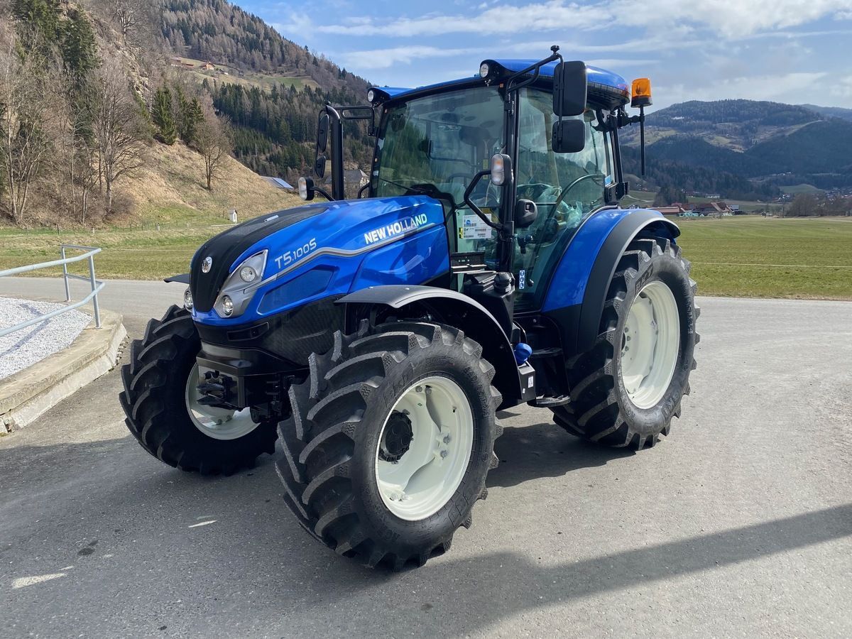 New Holland T5.100S Tractor 55.417 EUR