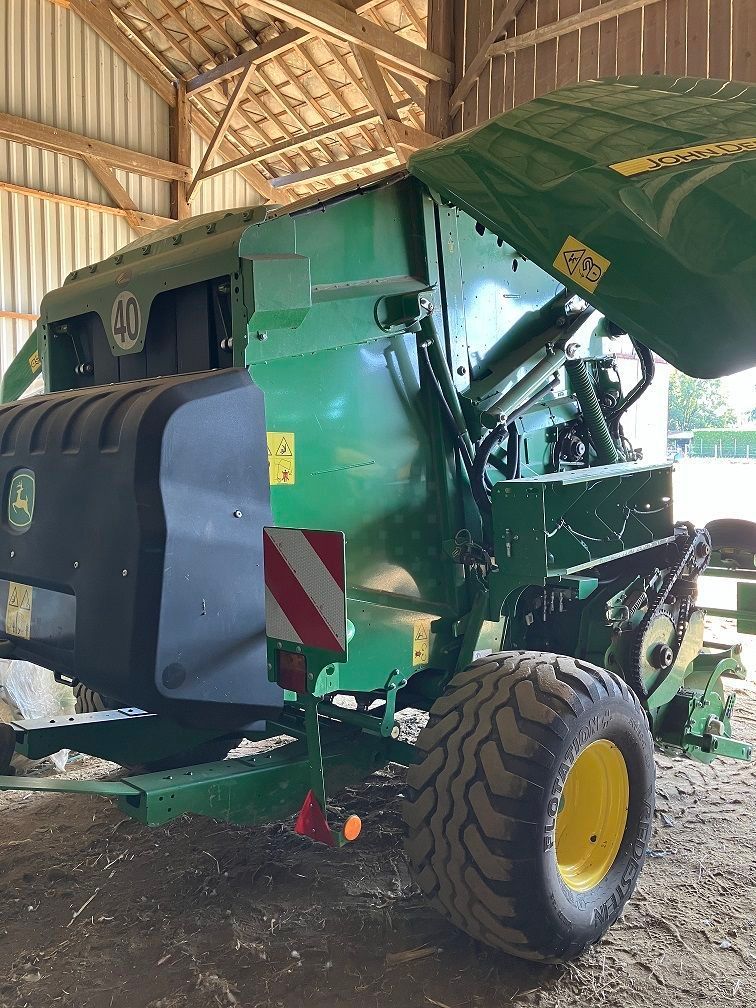 E-FARM: John Deere V451M - Baler - id 8IAPKLI - €33,000 - Year of construction: 2022 - Total number of bales produced: 13,500,France