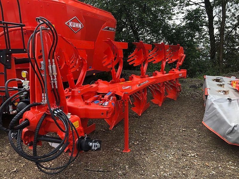 Kuhn Vari-Master 153 5 (4E+1) Charrue 31 000 €