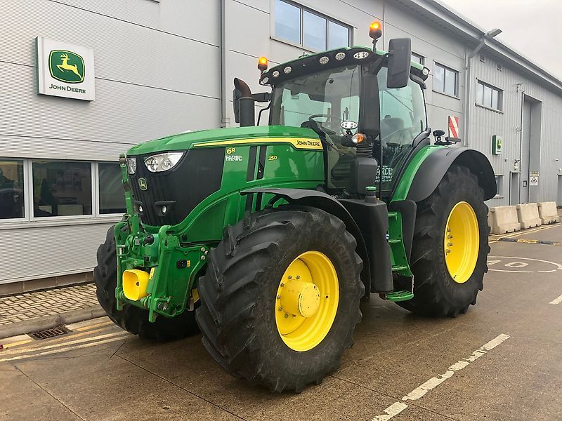 John Deere 6R 250 Traktor 153.482 €