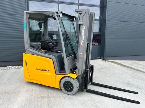 JUNGHEINRICH efg 216k Carrello elevatore 27.990 €