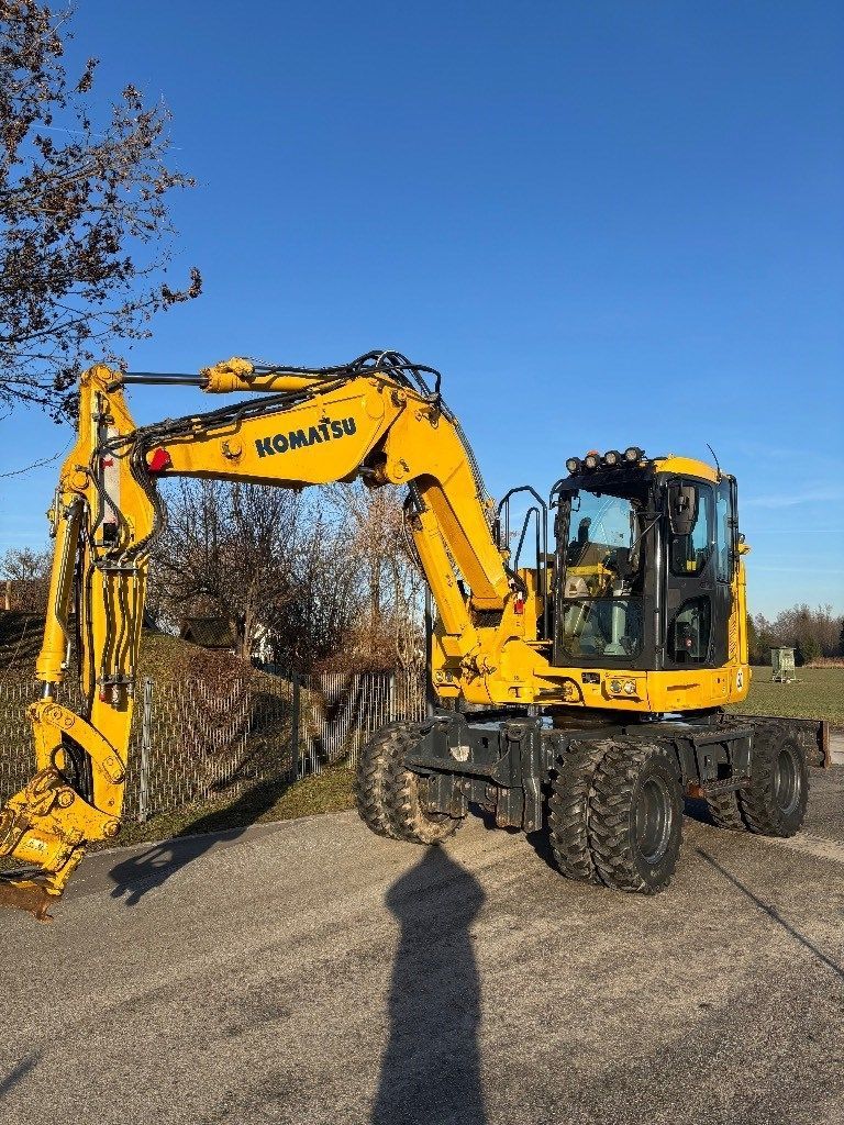 KOMATSU pw 118 mr-11 Wheeled excavator €59,000