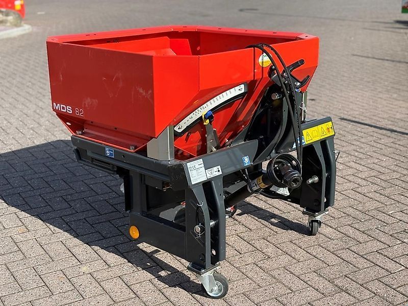 Rauch MDS 8.2 Fertiliser spreader