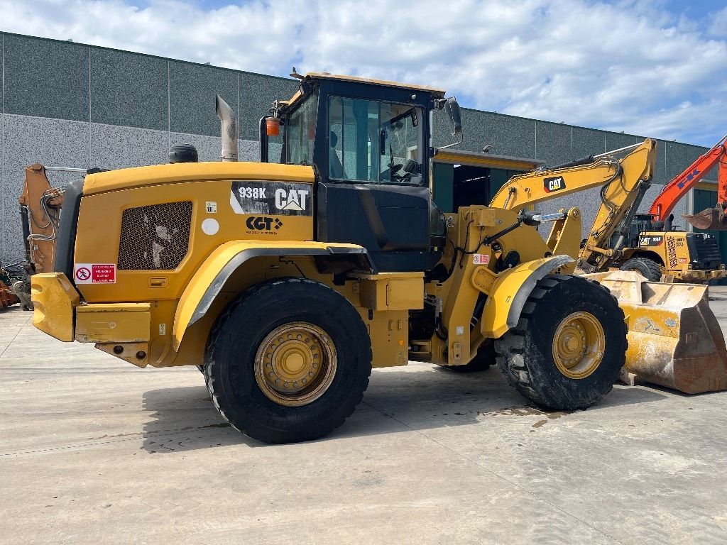Caterpillar 938 k Pala gommata 37.500 €