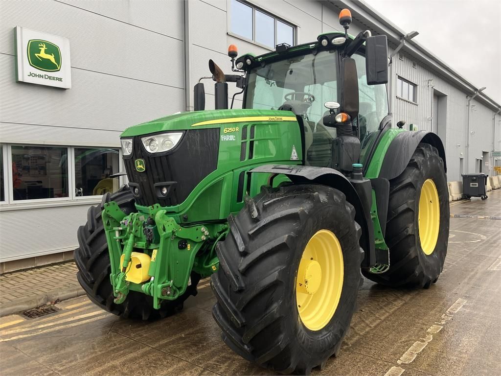 John Deere 6250 R Traktor 105 704 EUR