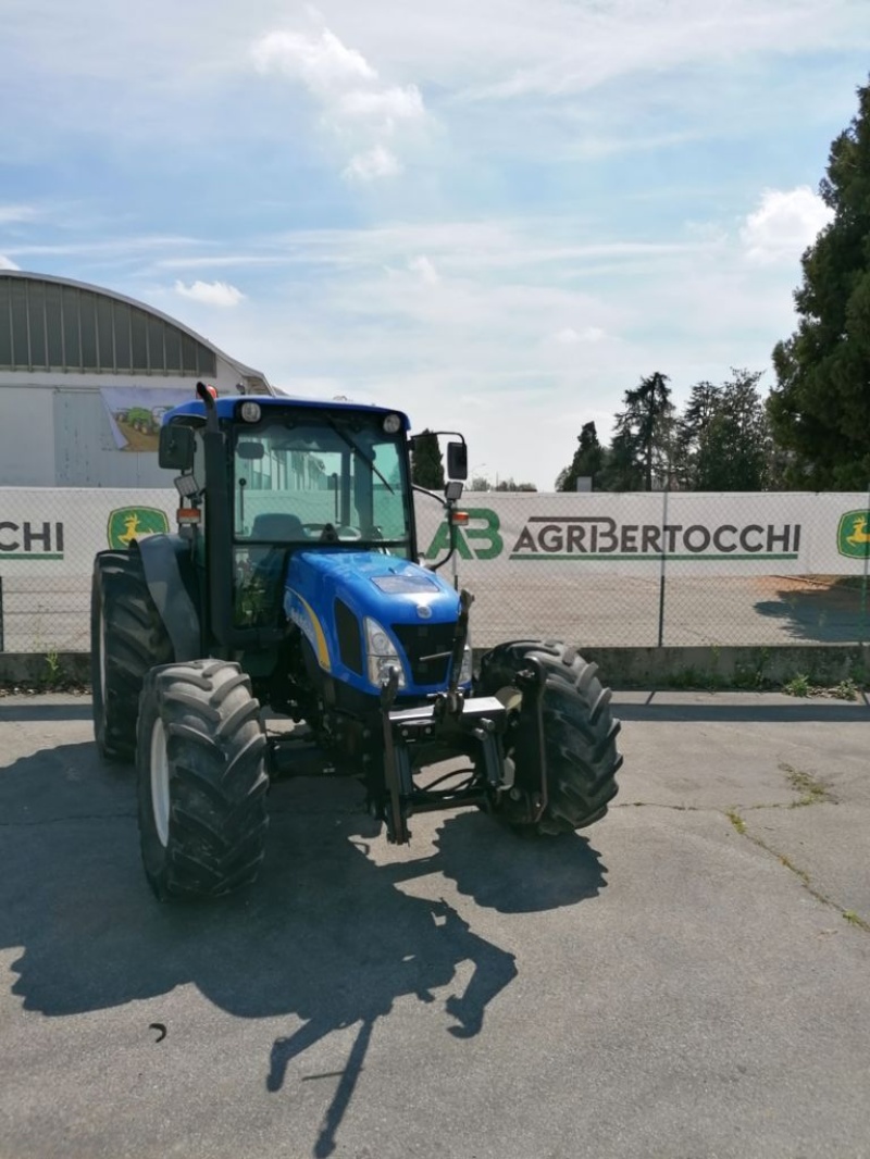 New Holland T 4040 tractor 34 000 €