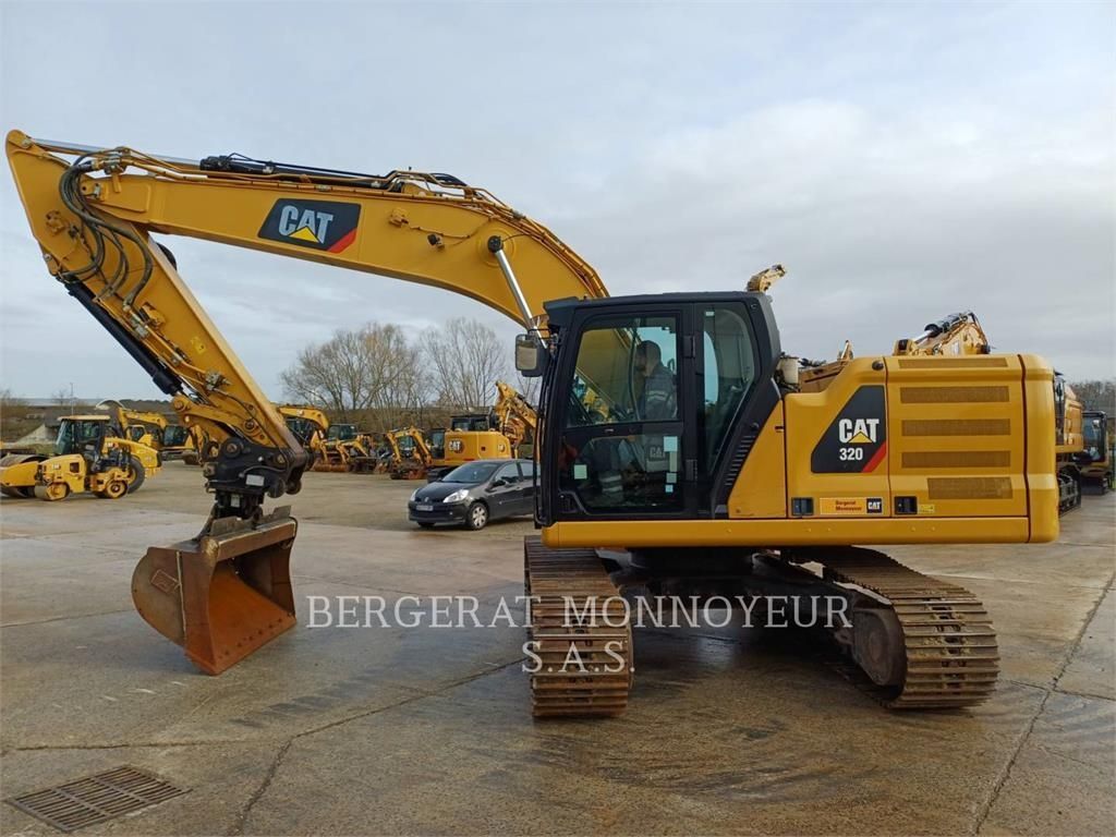 Caterpillar 320 Excavadora de orugas 115.000 €