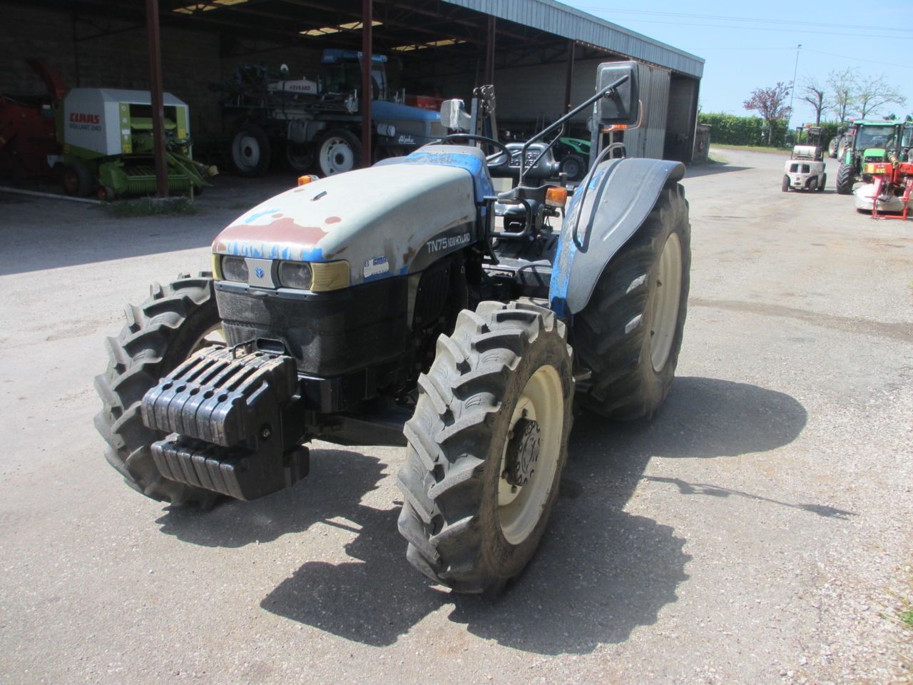New Holland TN 75 Trattore