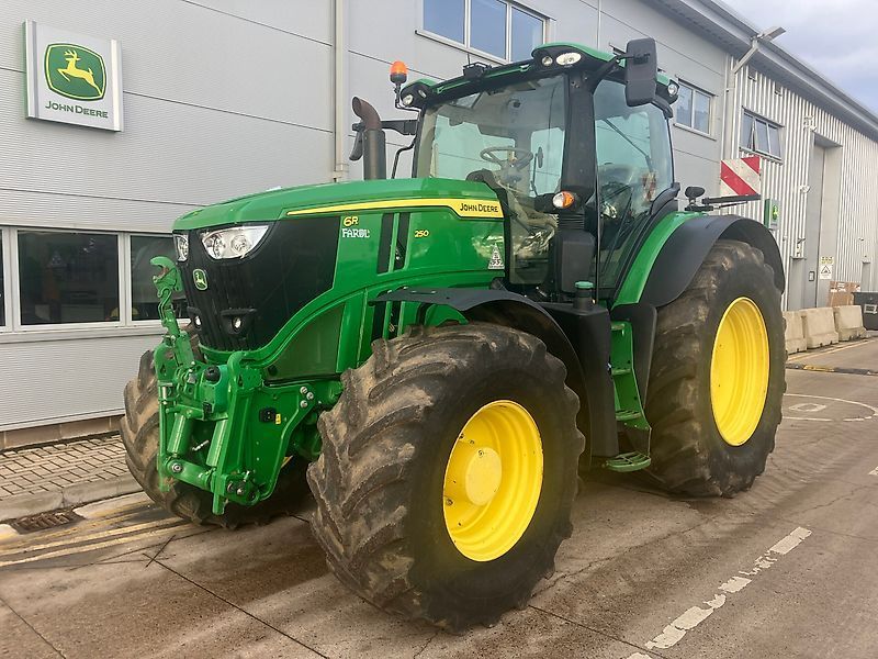John Deere 6R 250 Traktor 129.509 €