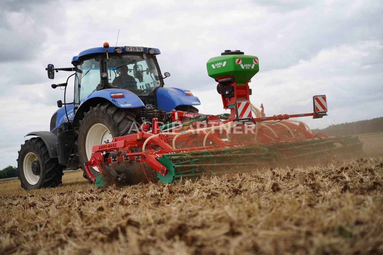 AGRO-MASZ déchaumeur de démonstration à disques bth50, 5.00 m rouleau tubes Cultivator €19,000