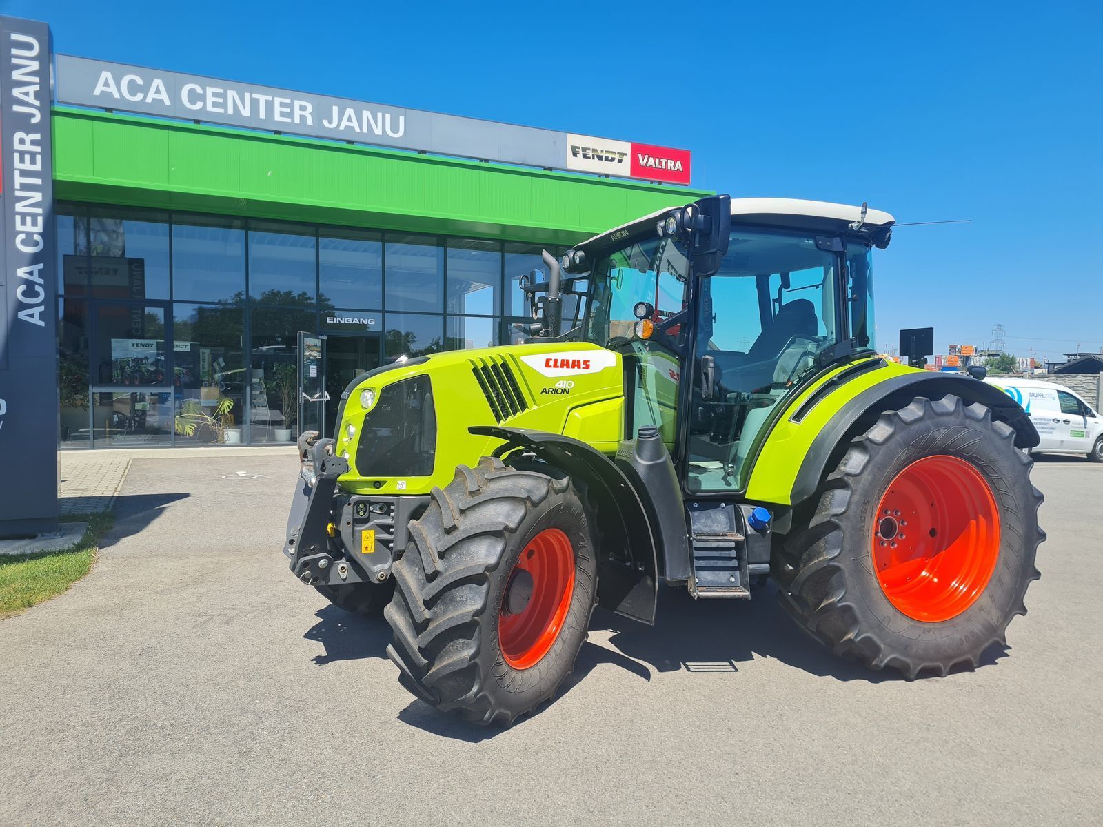 E-FARM: Claas Arion 410 - Traktor - id 6W2K7H1 - 65 487 € - Rok produkcji: 2021 - Motogodziny: 1344,Moc silnika: 90,Austria