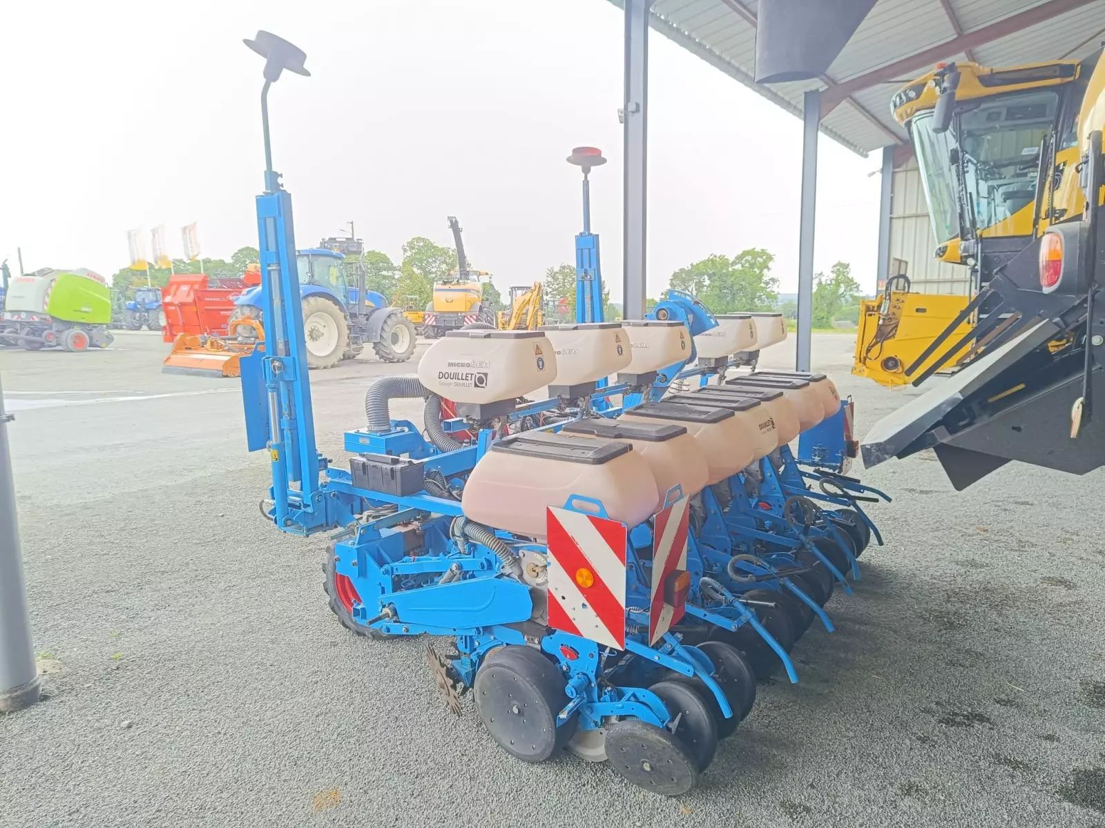 E-FARM: Monosem ng+4 7r - Precision drill - id 2BRFZRY - €31,000 - Year of construction: 2018 - France
