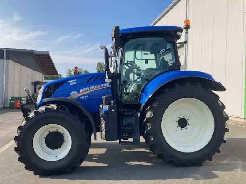 New Holland T6.155 Trattore 73.000 €