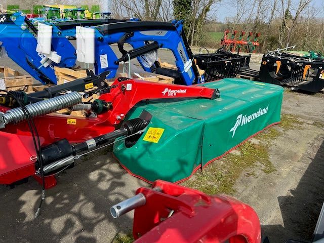 Kverneland 2832m Mower €11,300