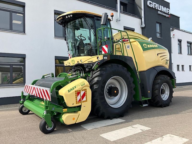 E-FARM: Krone BiG X 630 - Savaeigis pašarų smulkintuvas - id 1KYUWZB - Gamybos metai: 2025 - Variklio darbo valandos: 10,Variklio galia (AG): 653,Vokietija