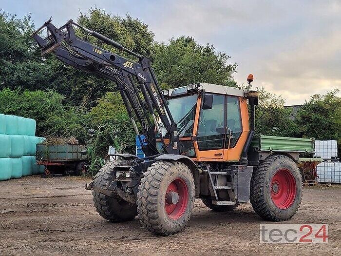 E-FARM: Fendt Xylon 522 - Tractor - id Z7PYAWY - 26.950 € - Año: 1999 - Horas: 9236,Potencia del motor: 125,Alemania