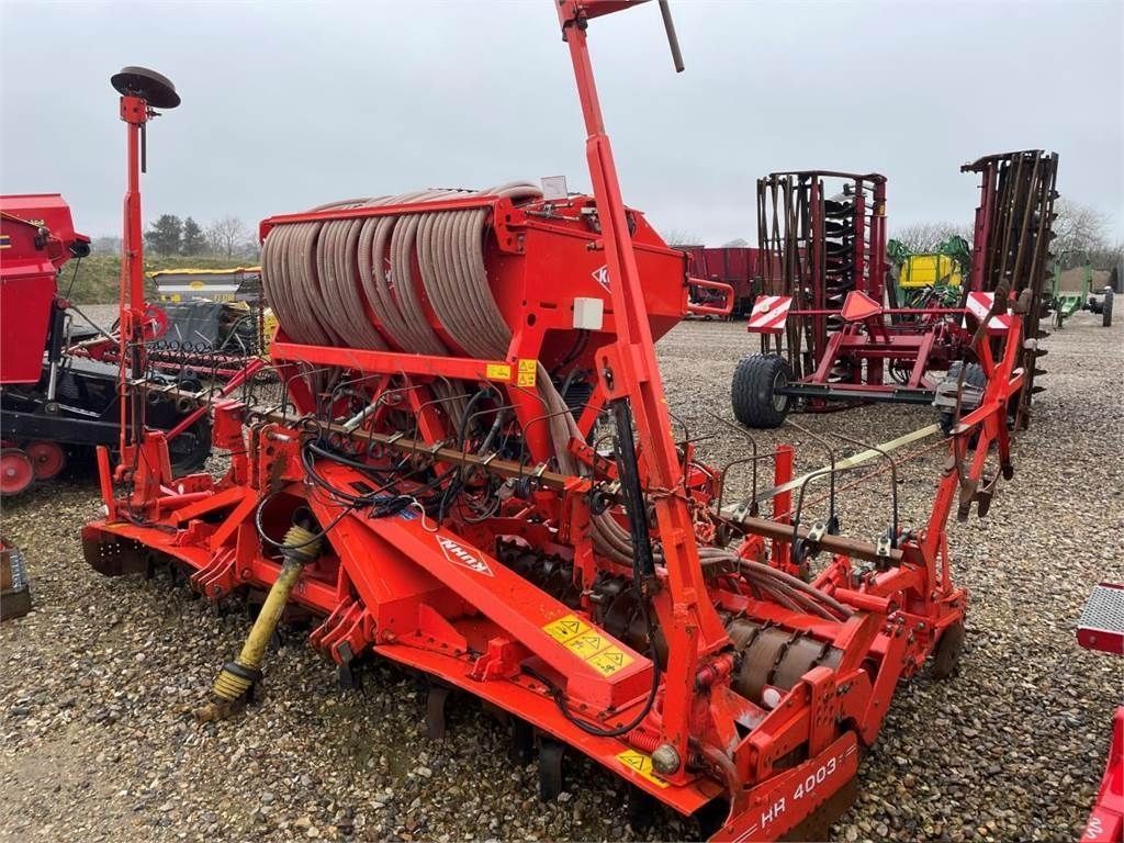 E-FARM: Kuhn hr4003/lc 402 - Semoir - id KWKMGAC - 10 709 € - Année: 2005 - Danemark