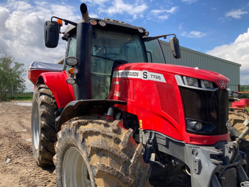 Massey Ferguson 7726S tractor €105,000