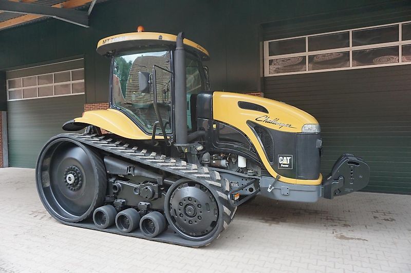 E-FARM: Challenger MT765 B - Tracteur - id UQXALBM - 52 000 € - Année: 2009 - Lecture du nombre d'heure: 10 500,Puissance du moteur (chevaux): 324,Allemagne
