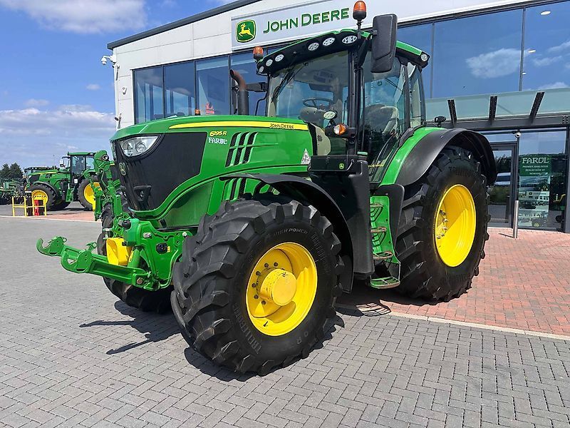 E-FARM: John Deere 6195 R - Tractor - id 4YP4D2A - €115,963 - Year of construction: 2022 - Engine hours: 4,920,Engine power (HP): 195,United Kingdom