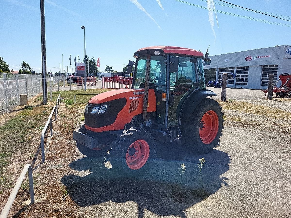 E-FARM: Kubota M 9540 - Tractor - id HCVVXWV - 29.000 € - Año: 2015 - Potencia del motor: 80,Francia