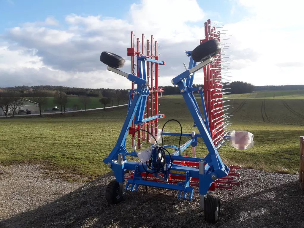 E-FARM: gorenc puler 600 - Mechanische Unkrautbehandlung - id VRDHYUK - 5.672 € - Baujahr: 2023 - Deutschland