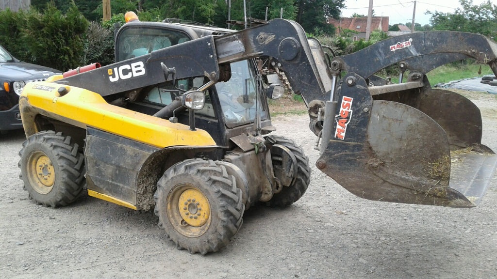 JCB 516 40 compact telehandler €36,500