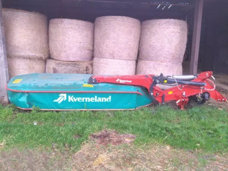E-FARM: Kverneland 2832m - Falciatrice - tosaerba - id 83BHA48 - 7.500 € - Anno di costruzione: 2017 - Francia