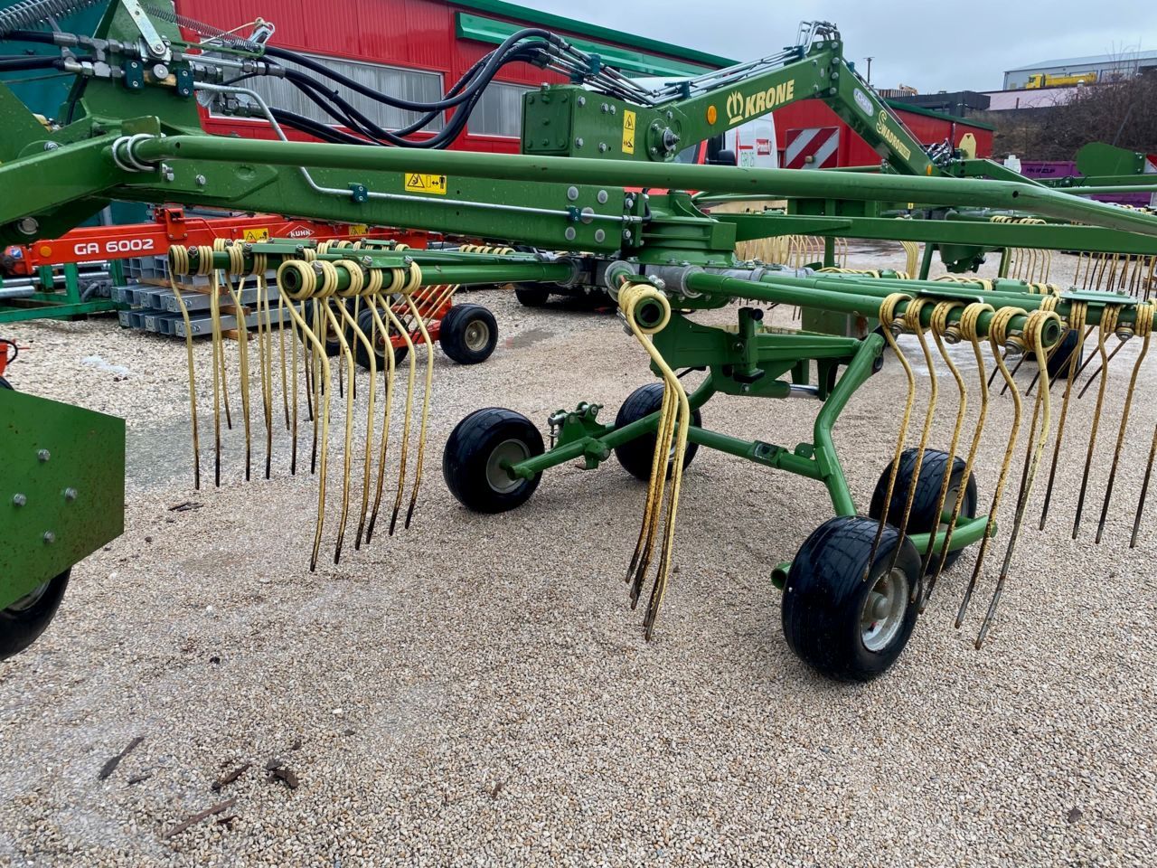 Krone Swadro 710/26 T Tedder €10,900