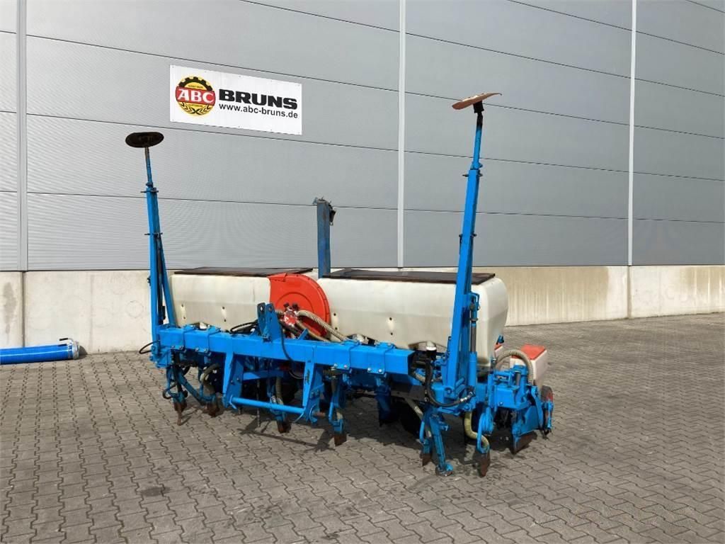 E-FARM: Monosem pnu 6 - Precision drill - id RXPKML6 - €5,840 - Year of construction: 1993 - Germany