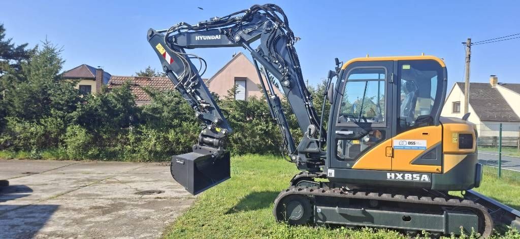 HYUNDAI hx 85 a Mini excavator €82,500