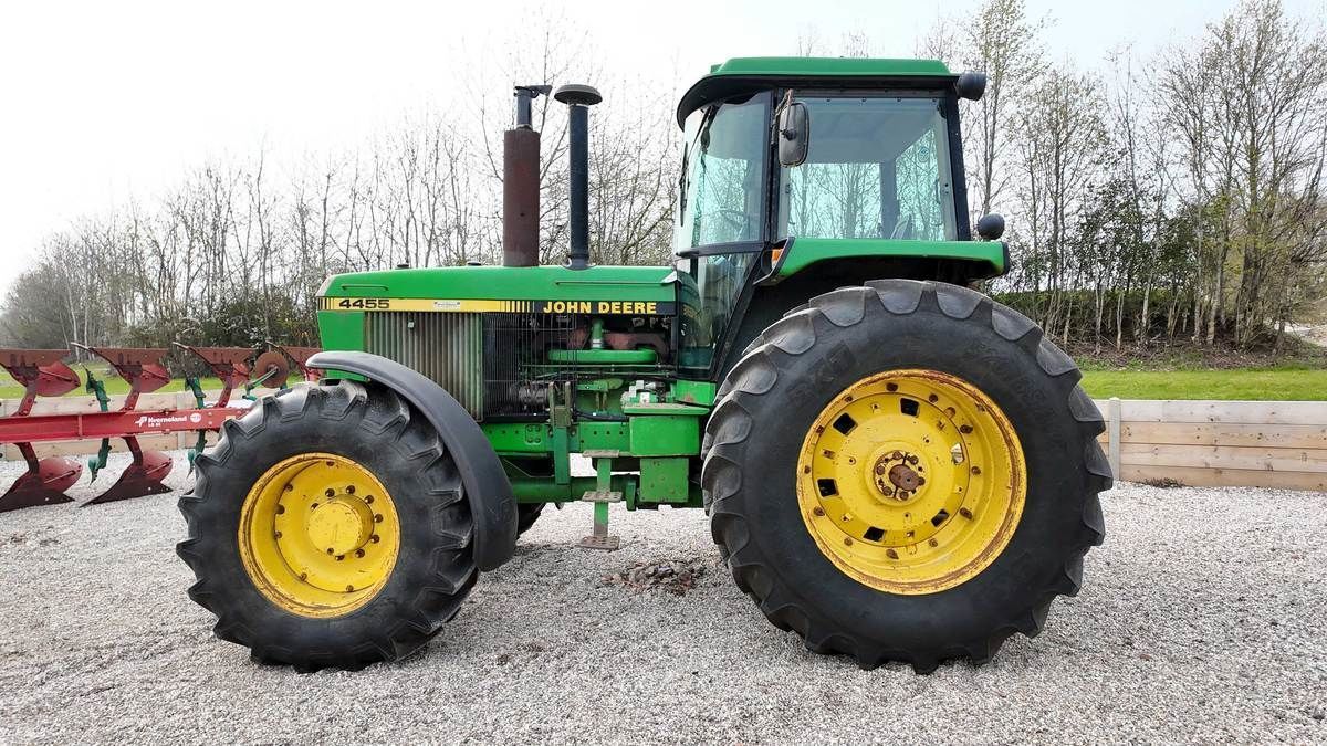 John Deere 4455 Tractor 26.072 €