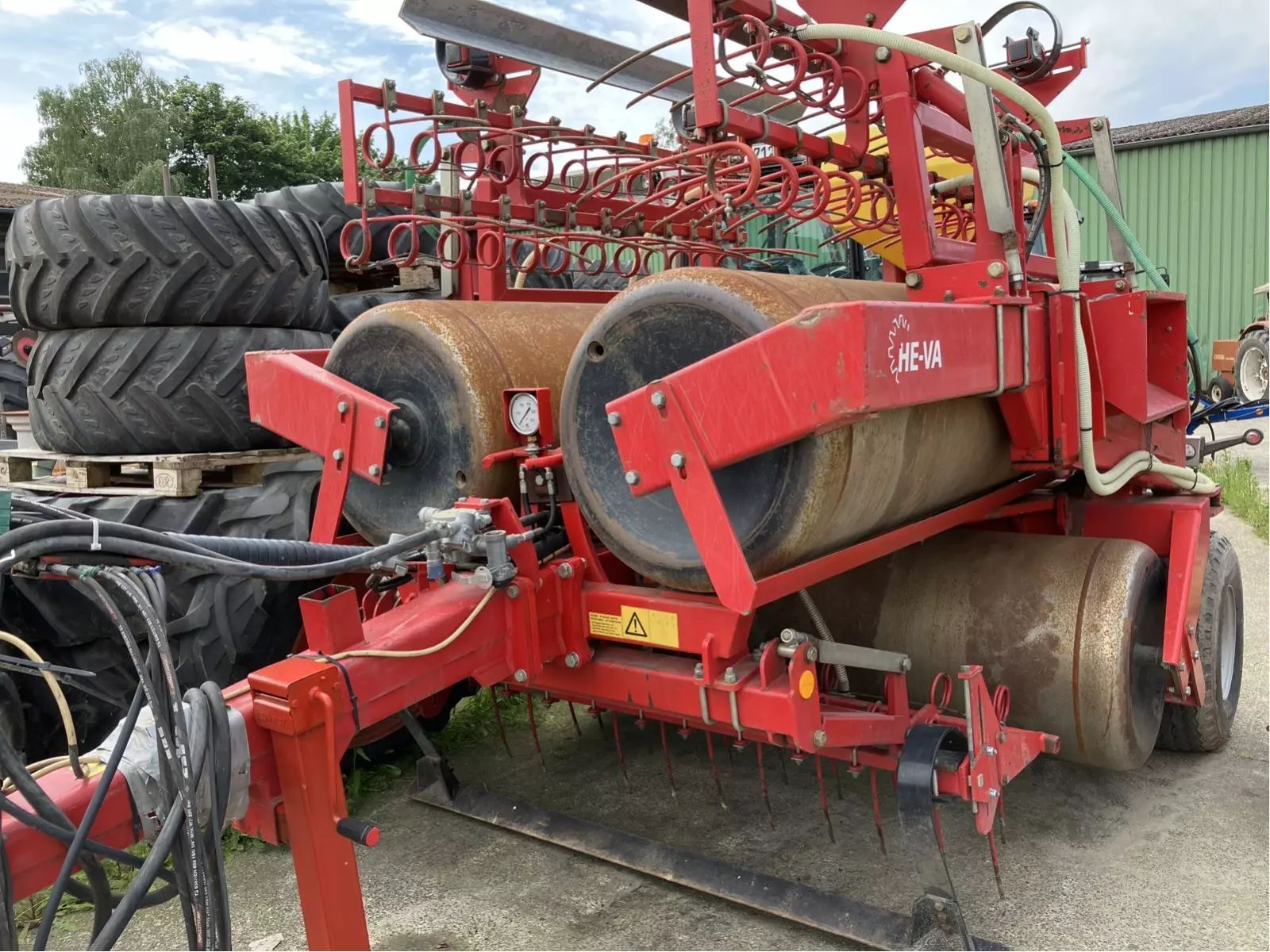 E-FARM: HE-VA striegel mit walze 6,3m - Walze - id ERKTDJ5 - 23.800 € - Deutschland