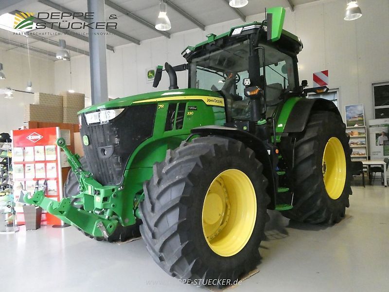 E-FARM: John Deere 7R 330 - Traktor - id DDJDMS5 - 215 650 € - Rok produkcji: 2022 - Motogodziny: 1887,Moc silnika: 330,Niemcy