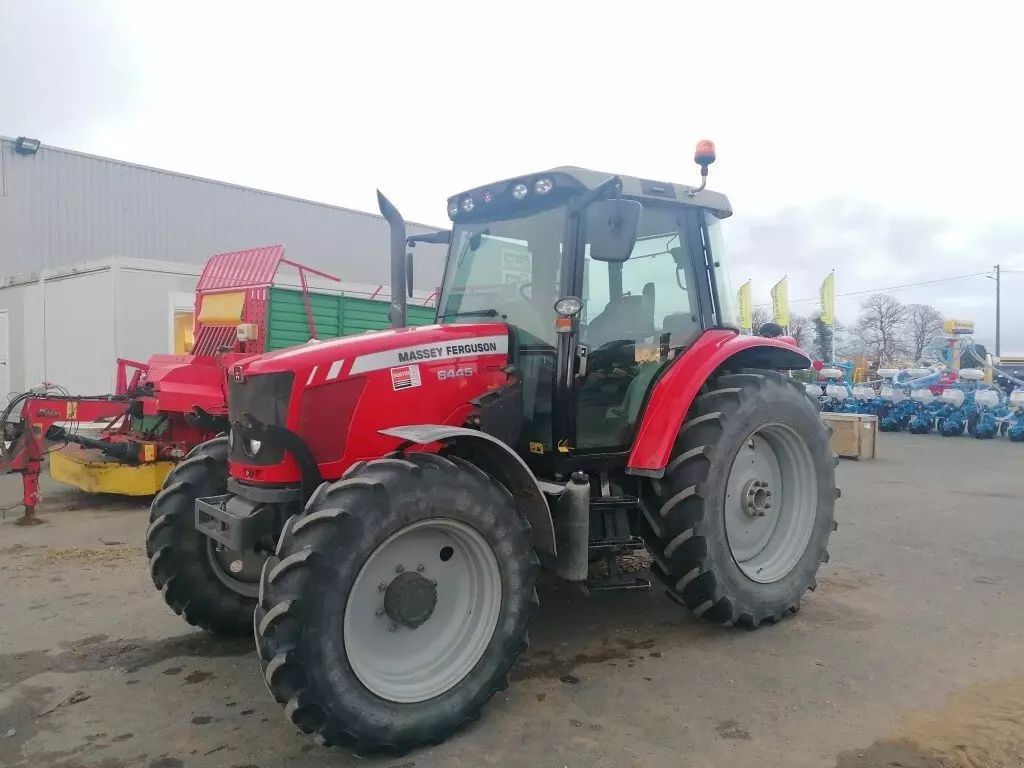 Massey Ferguson 6445 Traktor 27 500 €