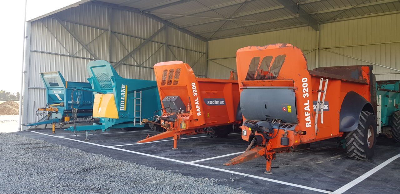 E-FARM: Rolland nombreux épandeurs disponibles chez sofimat (rolland /sodimac) - Épandeur de fumier et de compost - id BTEPDSR - Année: 2014 - France