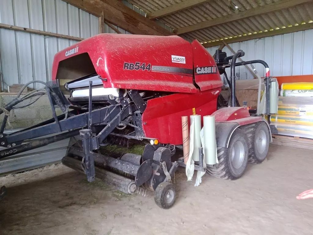 E-FARM: Case IH 544 sillage pack - Presse à balles - id RCBNECY - 17 500 € - Année: 2015 - France