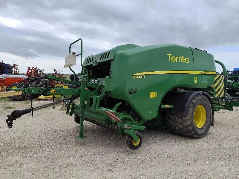 John Deere C441R Baler €52,000