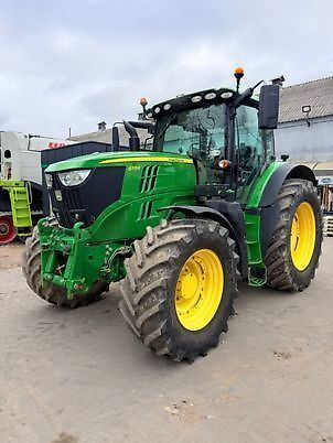 John Deere 6215 R Traktor 70.581 €