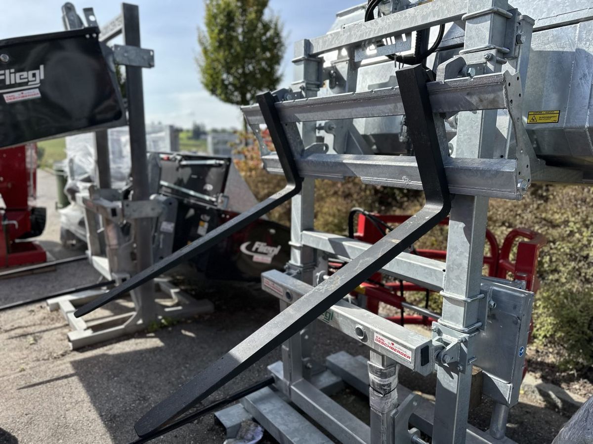 E-FARM: Fliegl palettengabel verzinkt - Anbaugerät - id PE92WLT - 875 € - Österreich