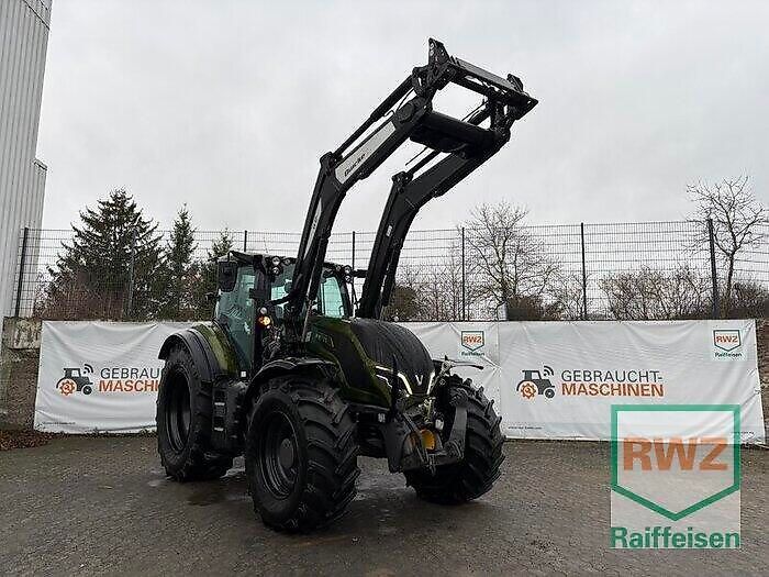 Valtra T 175 EA Tractor €115,000