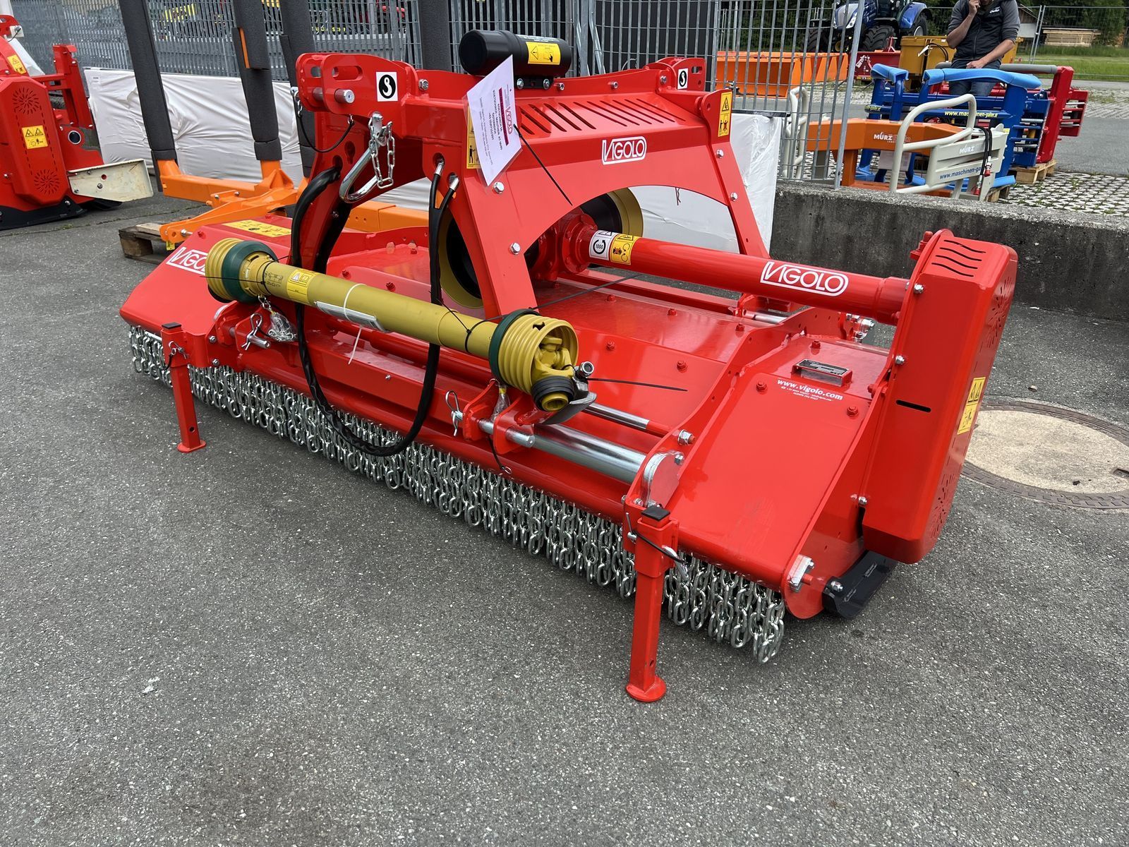 E-FARM: VIGOLO tx r/250 front- heckmulcher - Mulcz - id SA1J6SK - 6492 € - Rok produkcji: 2025 - Austria