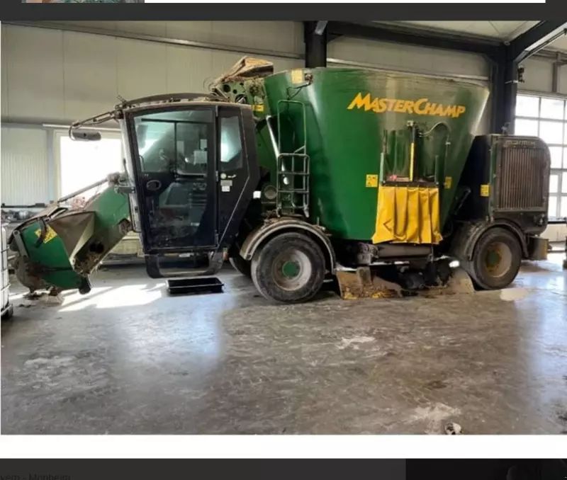 Faresin leader 1700 a Futtermischwagen 22.500 €