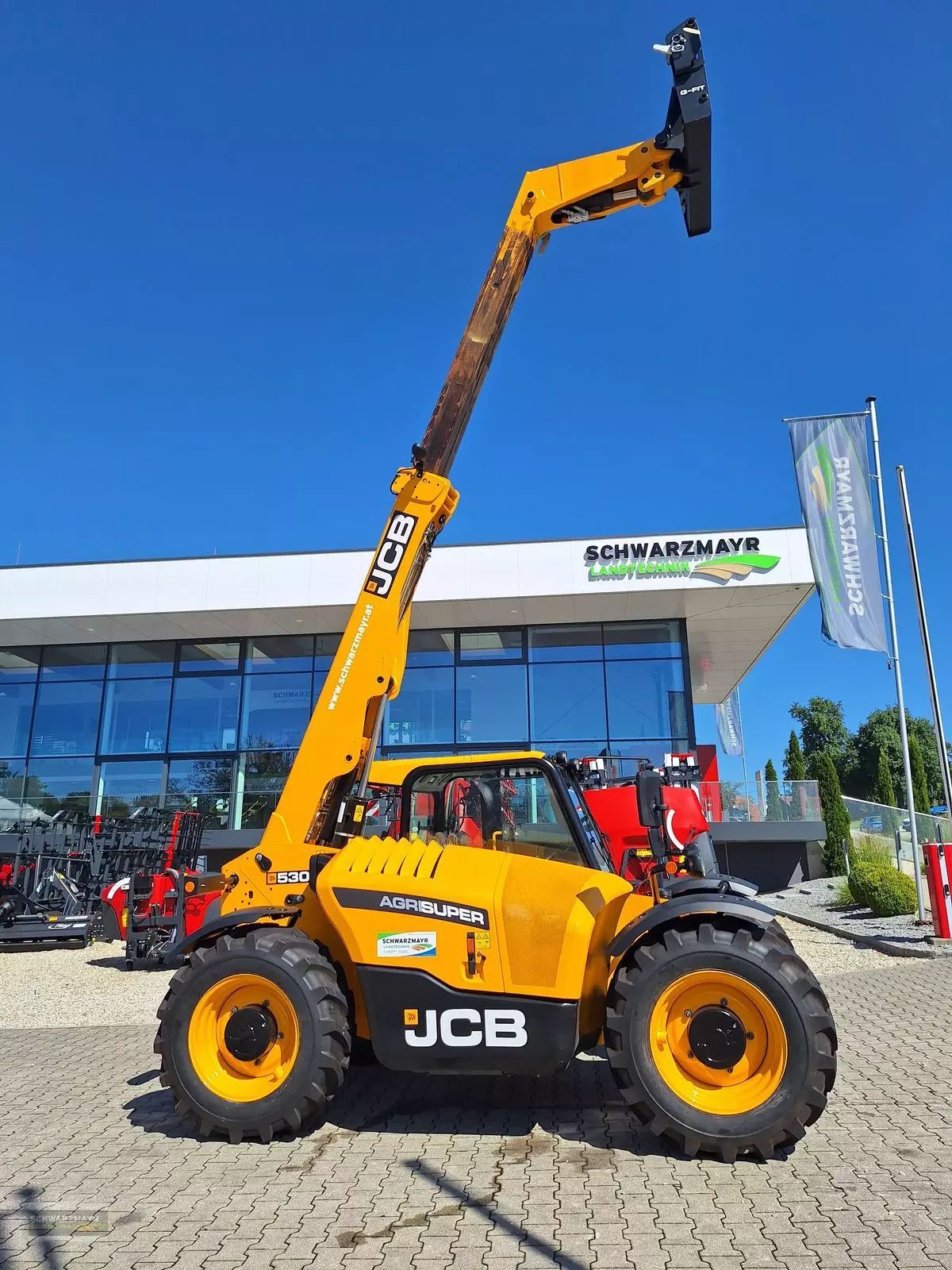 E-FARM: JCB 530-60 AGRI Super - Teleskoplader - id VCMIXWL - Baujahr: 2025 - Motorleistung (PS): 130,Österreich
