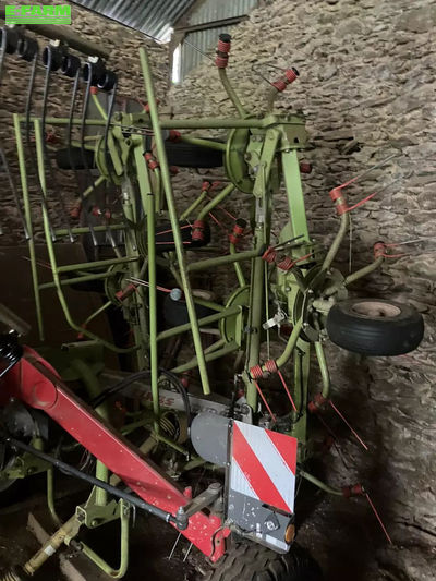 E-FARM: Claas Volto 870 - Tedder - id LKPSCKC - €6,500 - Year of construction: 2008 - France