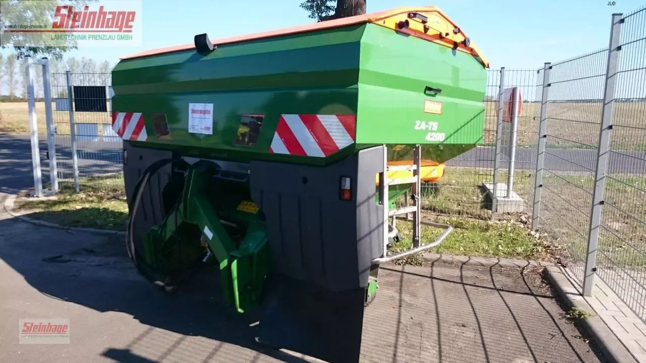 E-FARM: Amazone ZA-TS 4200 Ultra - Esparcidor de abono - id UYANFEY - 41.700 € - Año: 2024 - Alemania